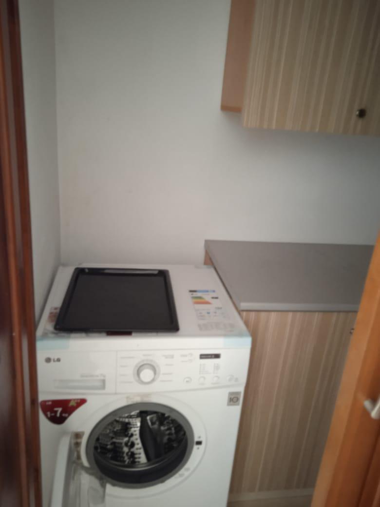 https://cache.vooxee.com/adverts/01/nb/01nbowuini2o2qmj6lwvkh2d.jpg